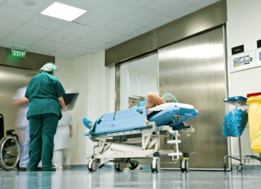 ΦΟΎΤΖΙ 1,6 τόνοι ανελκυστήρων τρεις νοσοκομειακού κρεβατιού δευτερεύον κιγκλίδωμα