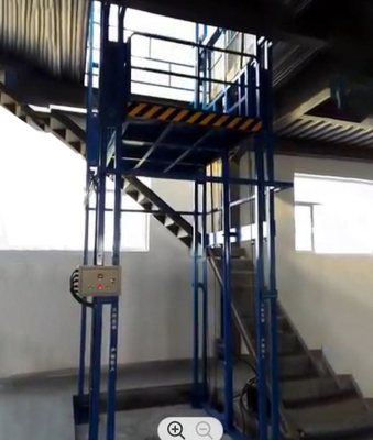 500KG μικρός υδραυλικός ανελκυστήρας 7500mm ανελκυστήρας φορτίου φορτίου 0.25m/S